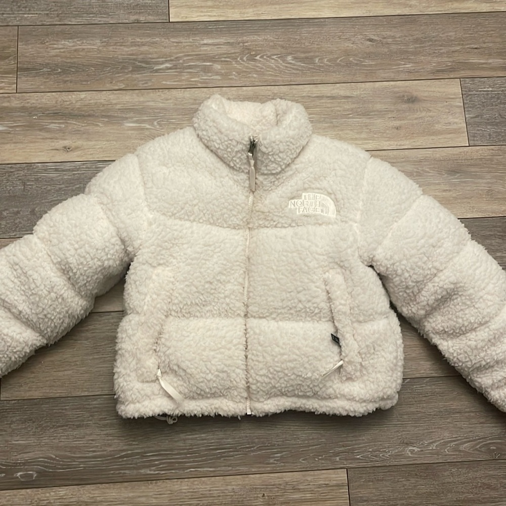New white jacket The North Face
